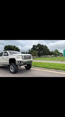 Big EL👑#EL #gmcsierra #foryoupage #fordranger #gmcsierra 