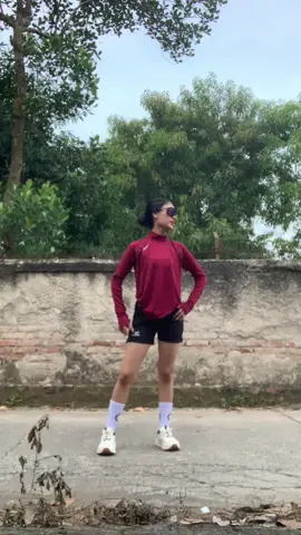 kak engap ya?makannya kalo bolos lari jangan 2 bulan😔sialann sialan sialan mulai dr 0😔😔