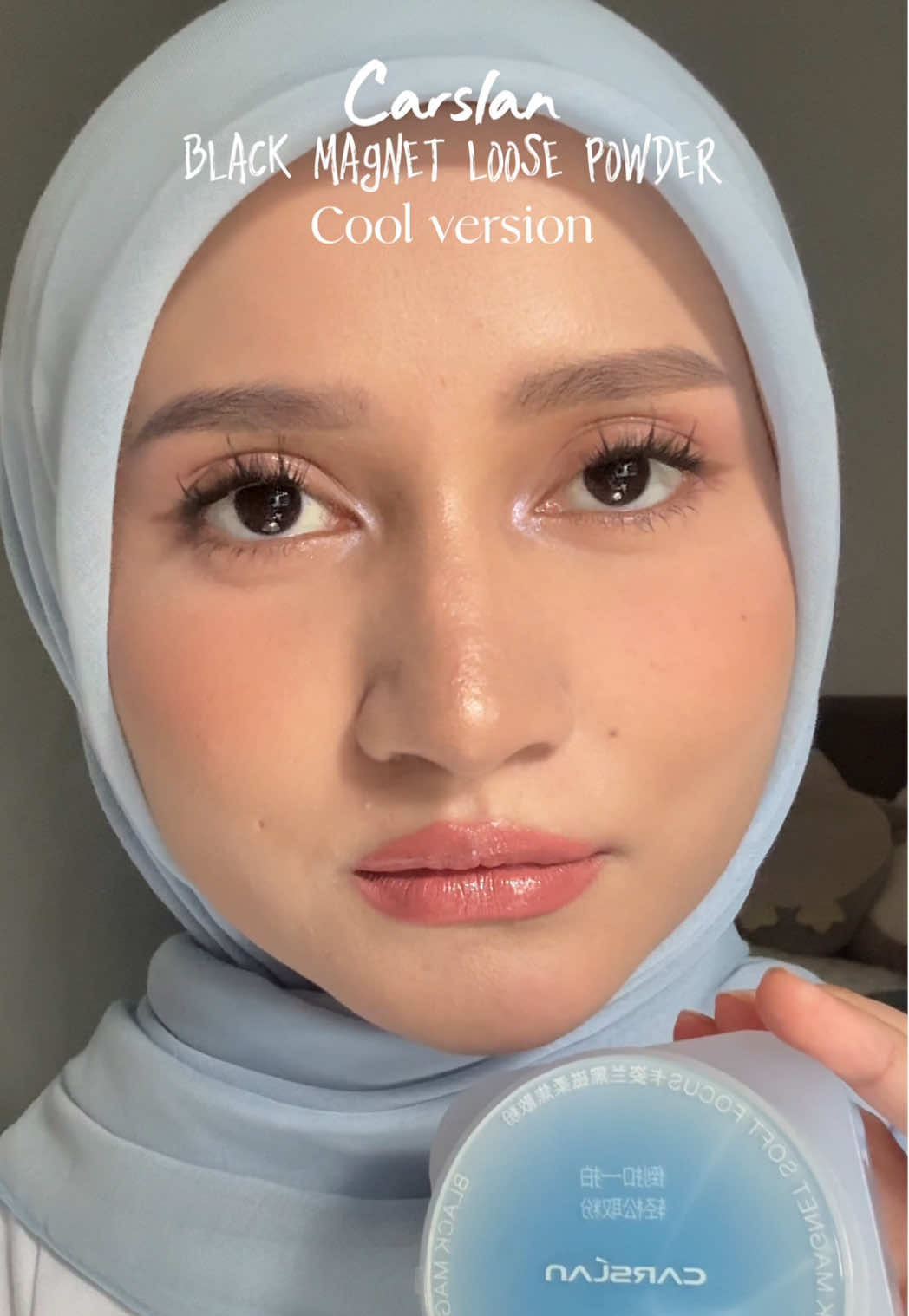 First time loose powder yg ada cooling effect bila pakai and tak crack makeup at all for hours #carslanloosepowder 