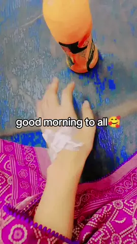 ajao nashta krna Hy to