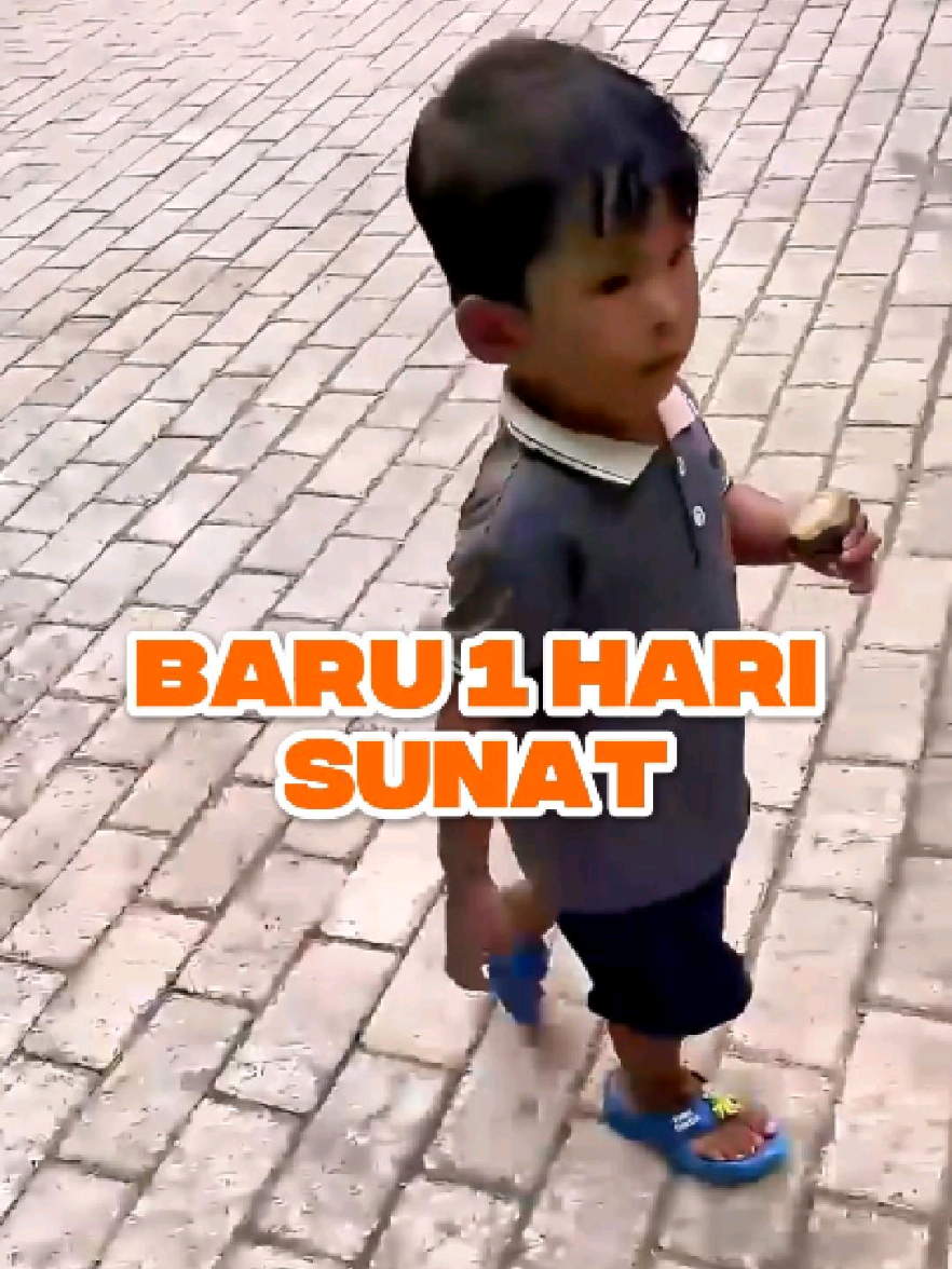 Banyak orang tua masih percaya habis sunat harus bedrest lama… 🤔 Faktanya, dengan teknik sunat modern di Fatakids, anak bisa langsung pulih cepat tanpa drama. Buktinya, pasien kami usia 3 tahun ini sudah bisa lari-larian hanya 1 hari setelah sunat! Sunat jadi lebih nyaman untuk anak, lebih tenang untuk orang tua 💙 🌟 Sunat modern Fata Kids: Proses cepat, nyaman, dan profesional untuk si kecil. Kami mengutamakan kenyamanan dan keamanan dengan teknologi terbaru. Ayo, buat momen spesial ini lebih mudah dan menyenangkan bersama kami! 🌟 📍Sunat Jember Fata Kids, Jln Karimata Gg. Masjid No.49 Jember, Jawa Timur. #sunatmodernjember #sunatmodern #sunatmurahjember #sunatmurah #sunatterdekatjember #sunatterdekat #fatakids #sunatnyaman #sunattanpajahit #fatakidsjember #sunattanpatakut #sunatanak #sunataman 
