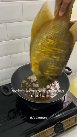 Ikan hambar dan rasa tanah ?! . . . #ikanbakarjogja #seafoodjogja #kulinerjogjamurah #jogjafooddestinations #bisniskuliner   