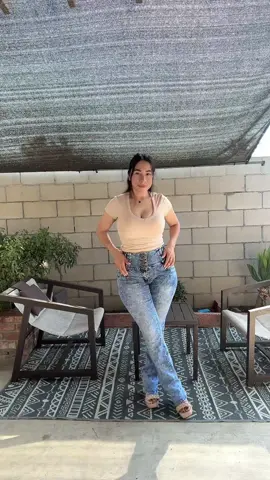 @modaxpress #jeans #fashiontiktok #jeansoutfit #tiktokshopcreatorpicks #jeansvaqueros 