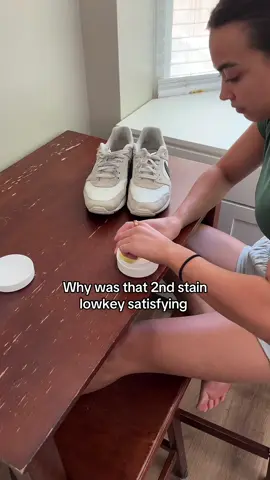 So satisfying to see how well it cleans white shoes #whiteshoecleanercream #shoecleaner #sneakertok #whiteshoes 