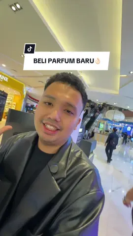 jujur aromanya enak enak banget👌🏻 suka banget gue sama lineup yg ini🙌🏻. Ternyata ada booth Kahf di GI, bisa sniff gratis semua variannya langsung! @Kahf Scent Studio @KAHF #fyp  #shopping #parfum #kahf #kahfextrait 