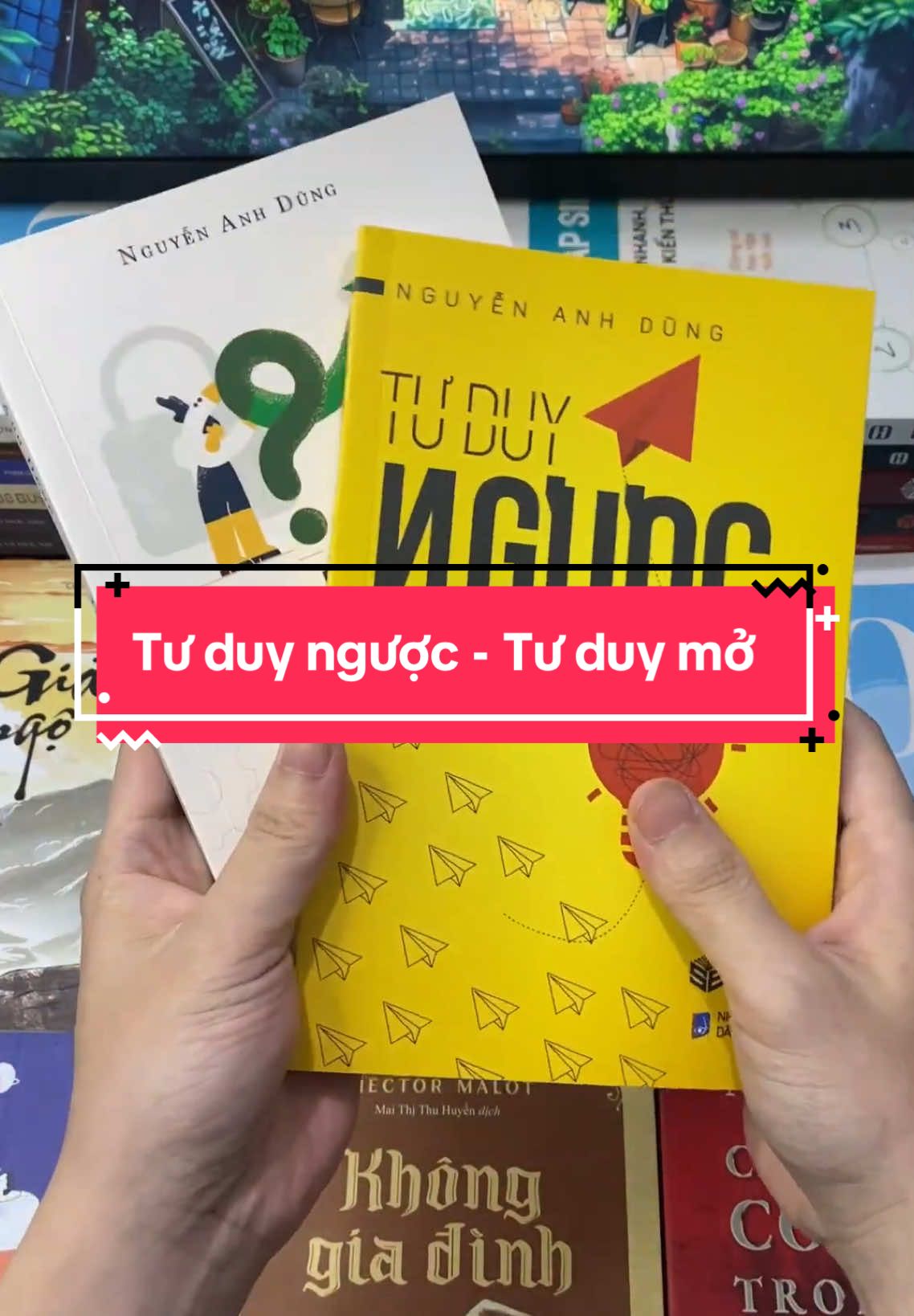 Bạn từng nghĩ càng cố gắng, càng chăm chỉ thì sẽ thành công nhưng tại sao vẫn mãi giậm chân tại chỗ? Có thể bạn đang đi đúng hướng… nhưng sai cách. Combo 2 cuốn sách ‘Tư duy ngược, tư duy mở’ sẽ chỉ cho bạn cách đảo chiều tư duy, phá vỡ lối mòn logic cũ và mở ra cánh cửa cơ hội chưa ai dám bước vào. #1day1bookk #moingaymottrangsach #BookTok #sachhay #trichdanhay 