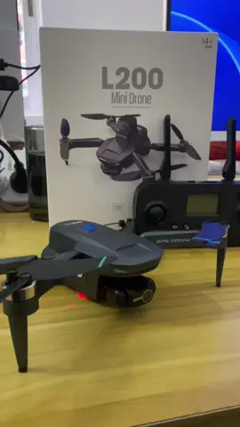 This plane shot is very clear#l200 #drone 