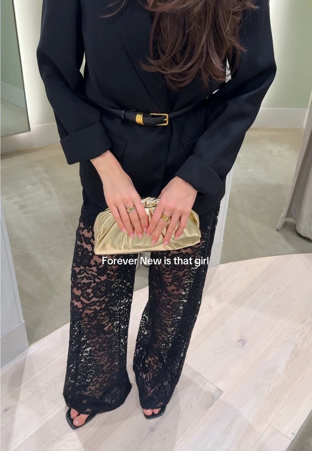 Forever New is that girl. Shop the look online and in-store now  #forevernew #lacepants #blazerlacepants #blazer #lacepantyset 