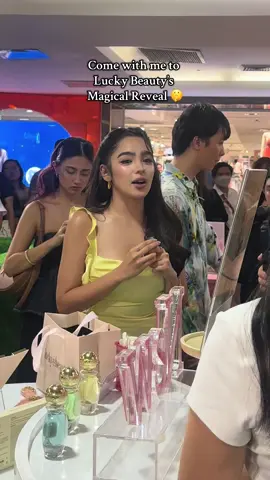 These Lucky Potions smell divine!!! Get yours na 💋 @Lucky Beauty Inc #perfume #fyp #blythe #andreabrillantes 