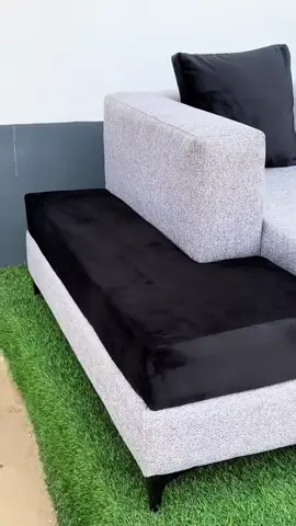 *Transformez Votre Espace avec Élégance !* Découvrez notre *nouveau canapé*, la pièce maîtresse qui va révolutionner votre salon ! Conçu avec un style moderne et des matériaux de première qualité, il allie confort et esthétisme. Imaginez des soirées passées en famille ou entre amis, enveloppés dans le luxe et la chaleur d'un tissu doux et durable, disponible dans une palette de couleurs tendance. *Pourquoi choisir notre canapé ? #Meubles#decoration  #DesignMeublee #viral?tiktok🥰  #MaisonModerne 