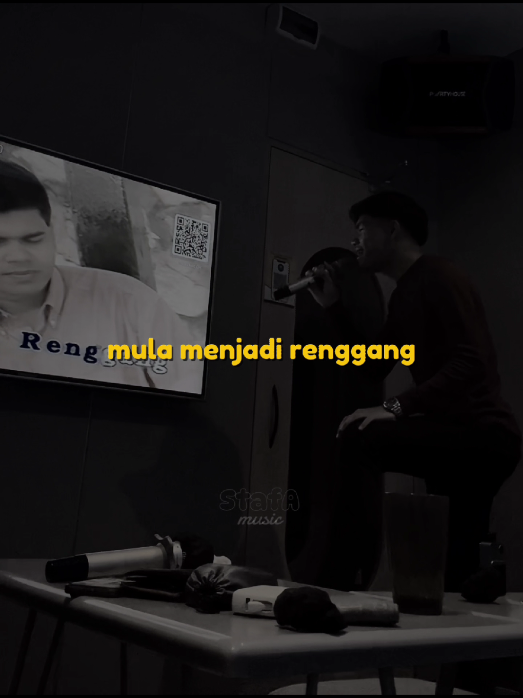 Laki-laki mana yang akan bertahan jika dipandang sebelah mata...  #storymusik #liriklagu #fyp #fypage #xyzbca 