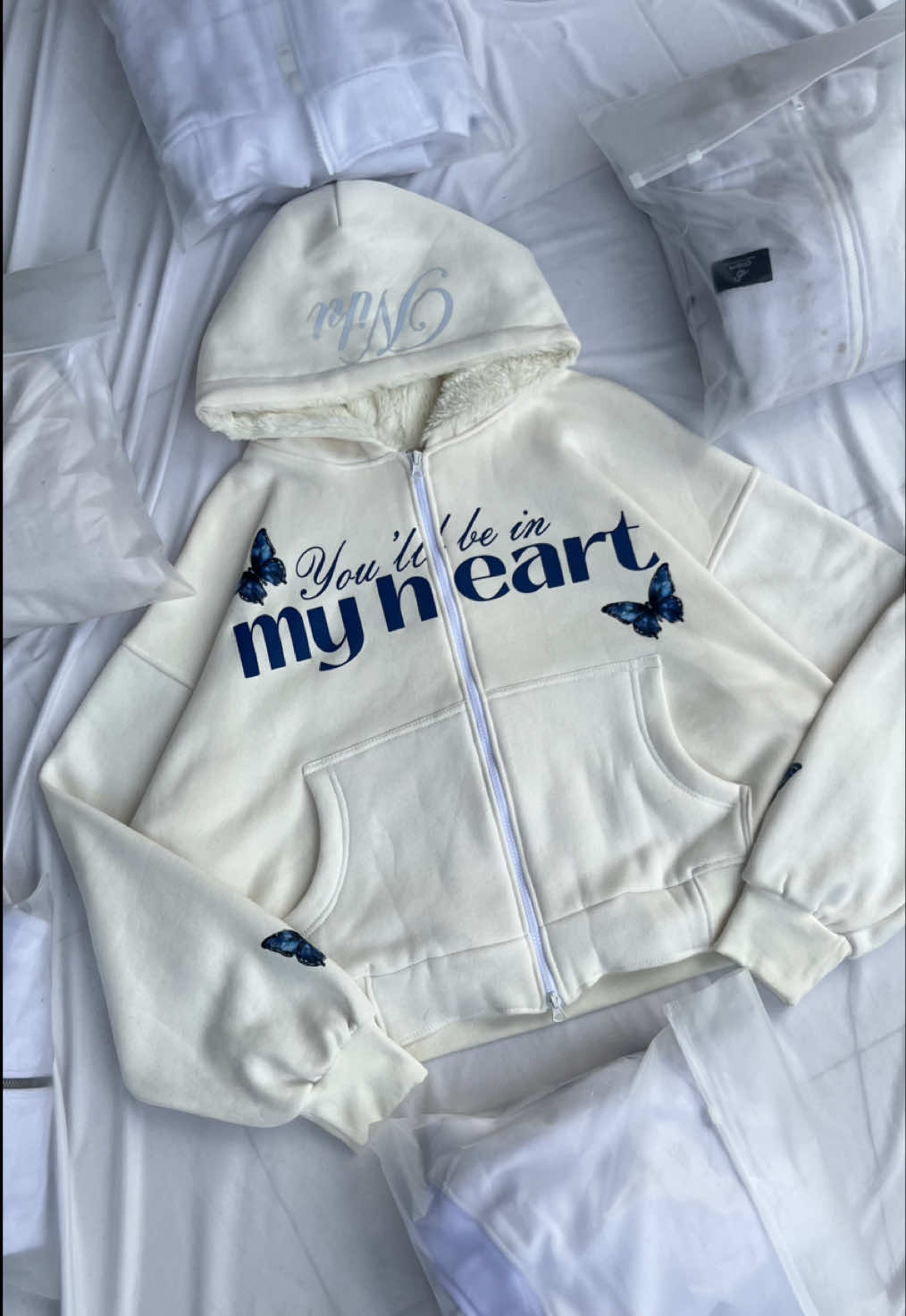 GAS WAR CS… #AbdiSaputraSTORE #rekomendasi #youllbeinmyheart #niki #hoodie @DRN.CO 