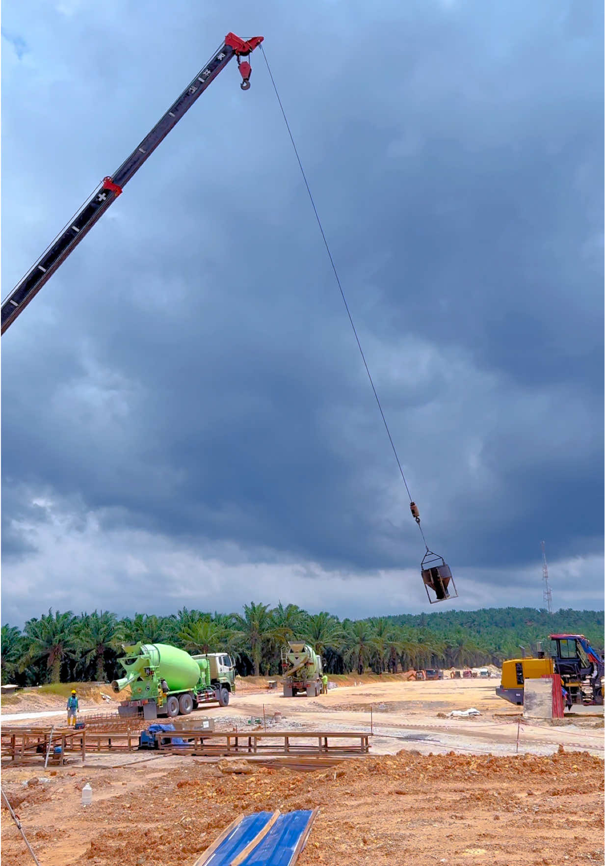 #hongleecrane #cranejohor #craneoperatormalaysia🇲🇾 #operatorcapayam🐓 #craneoperatorlife @hanafinapy 