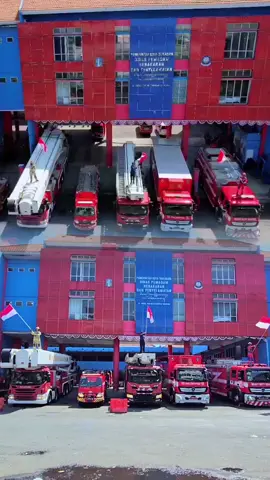 Pembunyian Sirine Detik-detik Proklamasi  17 Agustus 1945 Tahun 2025 Jam 10:00 WIB Di Kantor Dinas Pemadam Kebakaran Dan Penyelamatan Kota Surabaya 🏭 #pemadamkebakaran #surabaya 