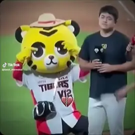 #mrbombastic #positivity #fyp #viral #magic 