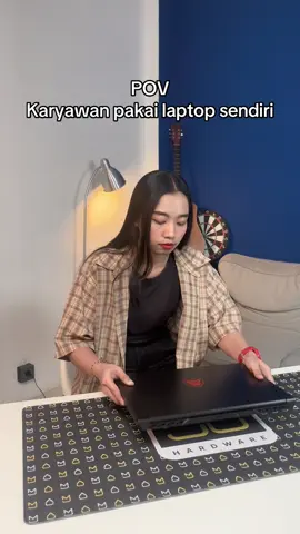 Semoga ga fyp ke bos pliz😭 #laptop #viralcontent #worklife #fyp #masukberanda 