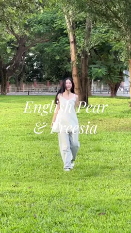 สัมผัสประสบการ์ณใหม่ made to combine with English pear & freesia 🤍 #JoMaloneLondonTH #Uniquelyyou #ScentLayering