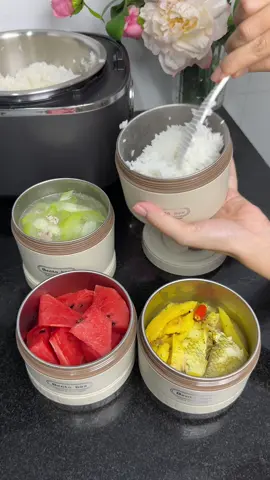 Nay sale hời lắm ạ #hopcomgiunhiet #hopcomvanphong #hopdungcom #hopdungcomgiunhiet #changgdayne 