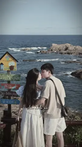 Hạnh phúc đôi khi là : “ Nốt hôm nay thôi , ngày mai mình được gặp nhau rồi .“👩🏻‍❤️‍👨🏻💕🥰 #🇰🇷🇻🇳#yeuxa #hanhphuc #trend #tiktok 