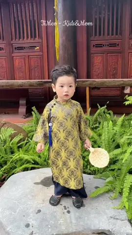 Rồi mình nhắm mắt yêu luôn🥰🥰🥰 #timeokidsmom #aodaibetrai #gamluacaocap #aodaitet 