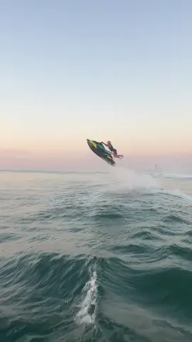 Praying for a day like this soon  @Sea-Doo  #jetski #seadoo #seadoospark #wavejumping #capcut