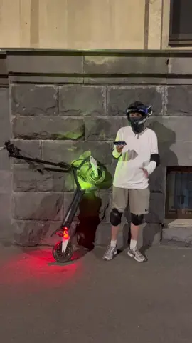 обучалка по станту на электросамокате | тгк kugoostv #kugoostreetracing #электросамокат #стант #обучение #вилли 