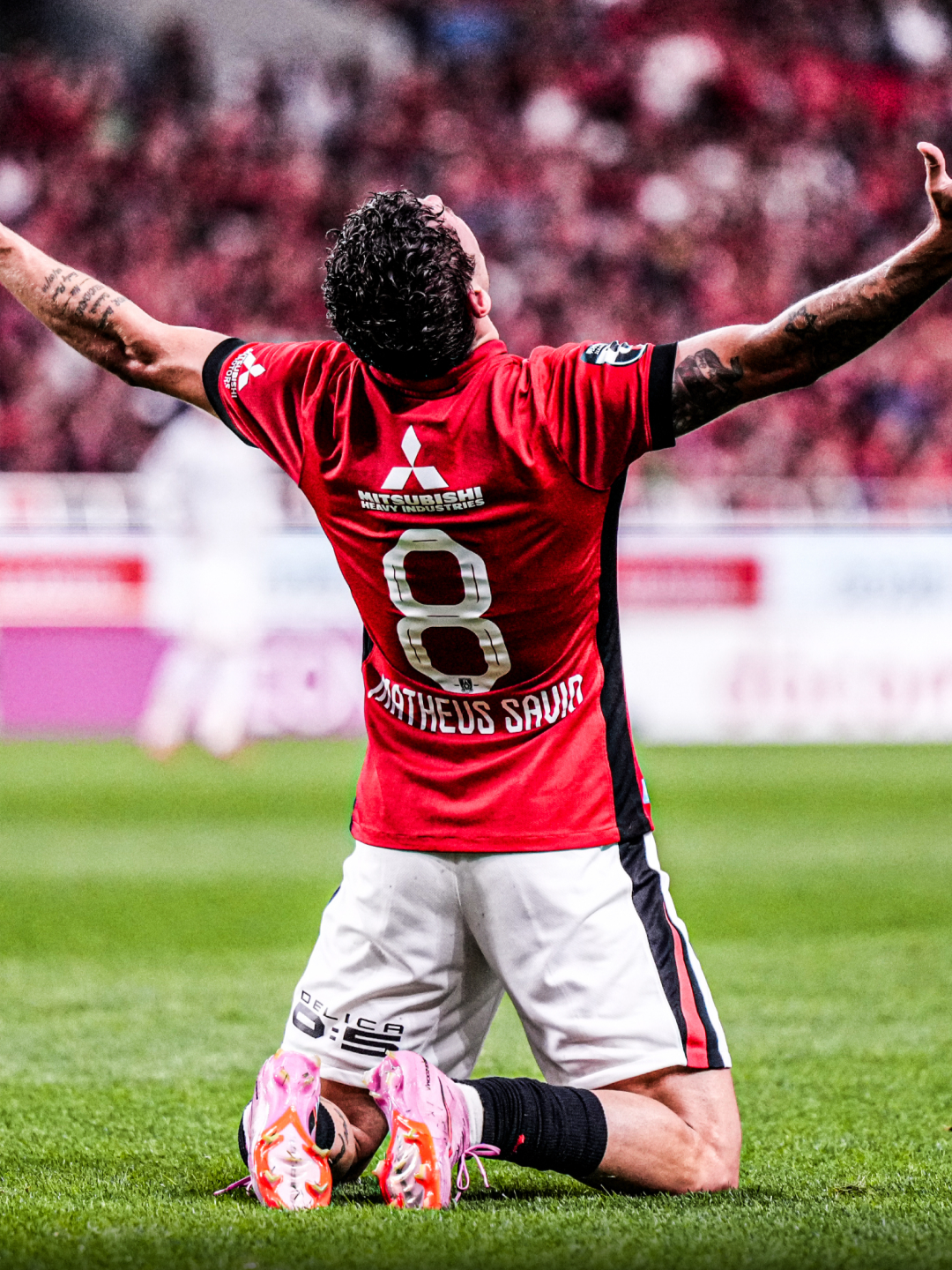 A brilliant control shot🥶 Matheus Savio’s strike followed a beautiful trajectory and went straight into the goal♦️ #JLEAGUE #football #urawareds