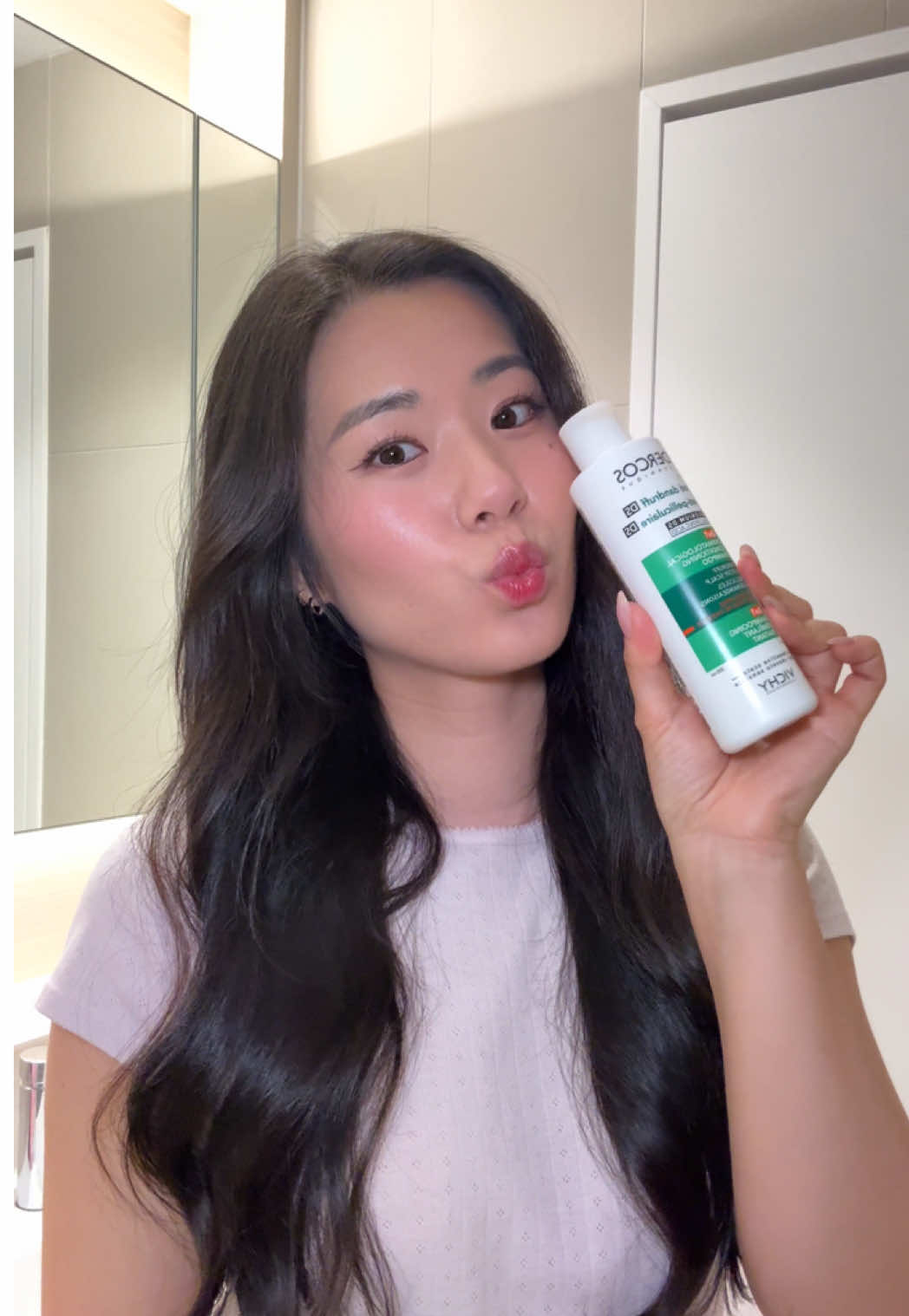 I'm embarrassed to say that I've struggled with itchy, flaky and sensitive scalp for the LONGEST TIME until the Vichy Dercos 2 in 1 Shampoo + Conditioner came into my life!! I saw my visible flakes disappear in just 1 wash and my hair felt SO SOFT AND BOUNCY! It also soothes my scalp whilst hydrating and rebalancing the natural biomes. I also love that it's suitable for permed and coloured hair so no matter what I do to my hair, I'm able to use this one without having to stress! If you have similar struggles as me you need to give this one a go! #ad #VichyLaboratoires #MeVsDandruff #scalpcare   @Vichy Laboratoires 