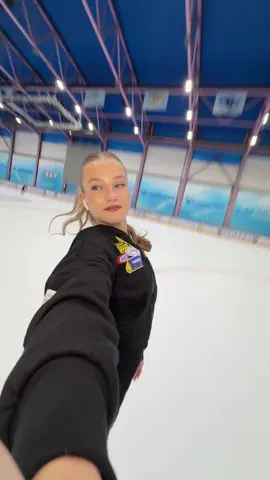 🪽🩷 #fyp #foryoupage #fypage #viral #figureskating 