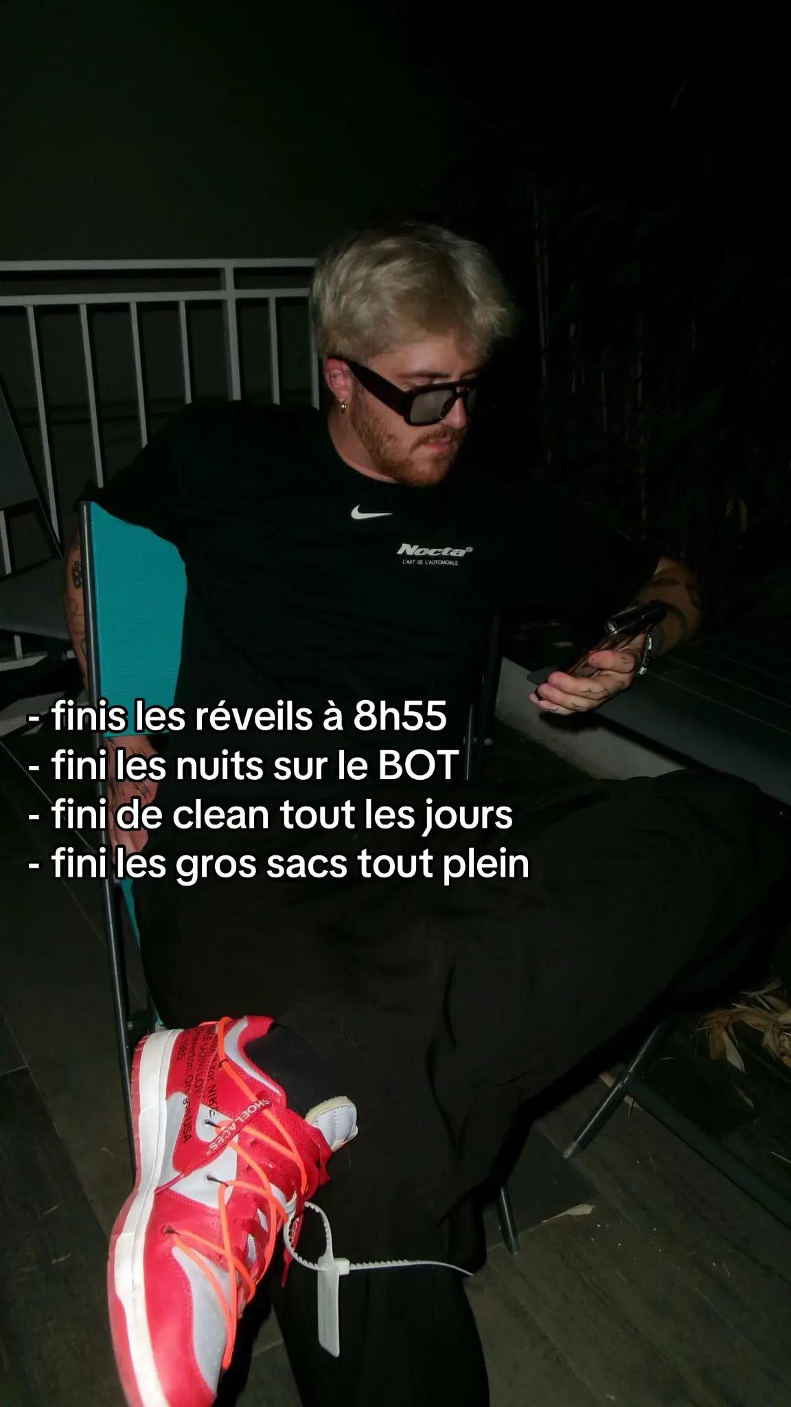 Une page se tourne… #fyp #sneakers #viral #tren #friends 
