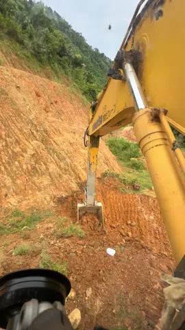 chỉ biết ăn với xúc xe 🤣🤣🤣#nghenghiepcuatoi #mayxuc #komatsu #xuhuong #viral 