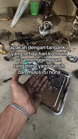 tangan penuh oli #katamekanik #fyp #mekanikmuda #foryoupage 