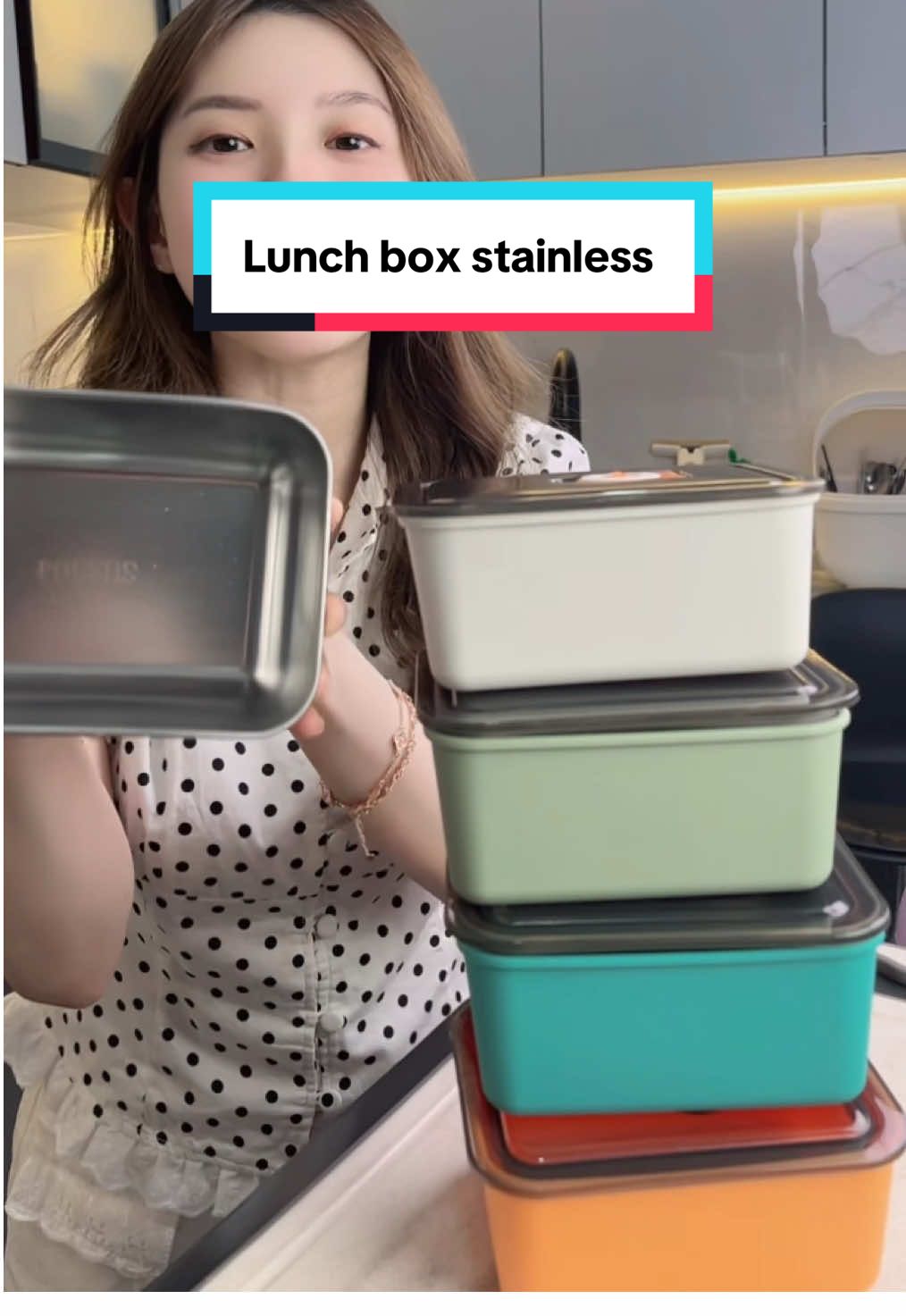 Lunch box stainless dapet 4pcs cuma 60ribuan😍🤩 #promomakanmerdeka #fyp #kotaknasi #kotakbekal #lunchboxantitumpah 