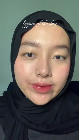 ombre sateset tp bagus pake berryphoriaa😘 #ombrelips #makeup 