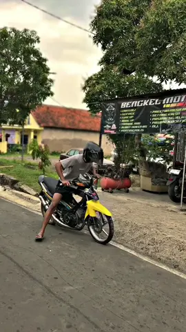 Haha ampun puhh#poryoupageシ #2strokelover #satriahiu2tak #pyfツ #balapliar 