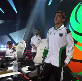 وربييي كان معذب الخصوممم🫡@Kiileerrz #falcons #kiileerrz #كيلرز #كاس_العالم_للرياضات_الالكترونية #اكسبلور 