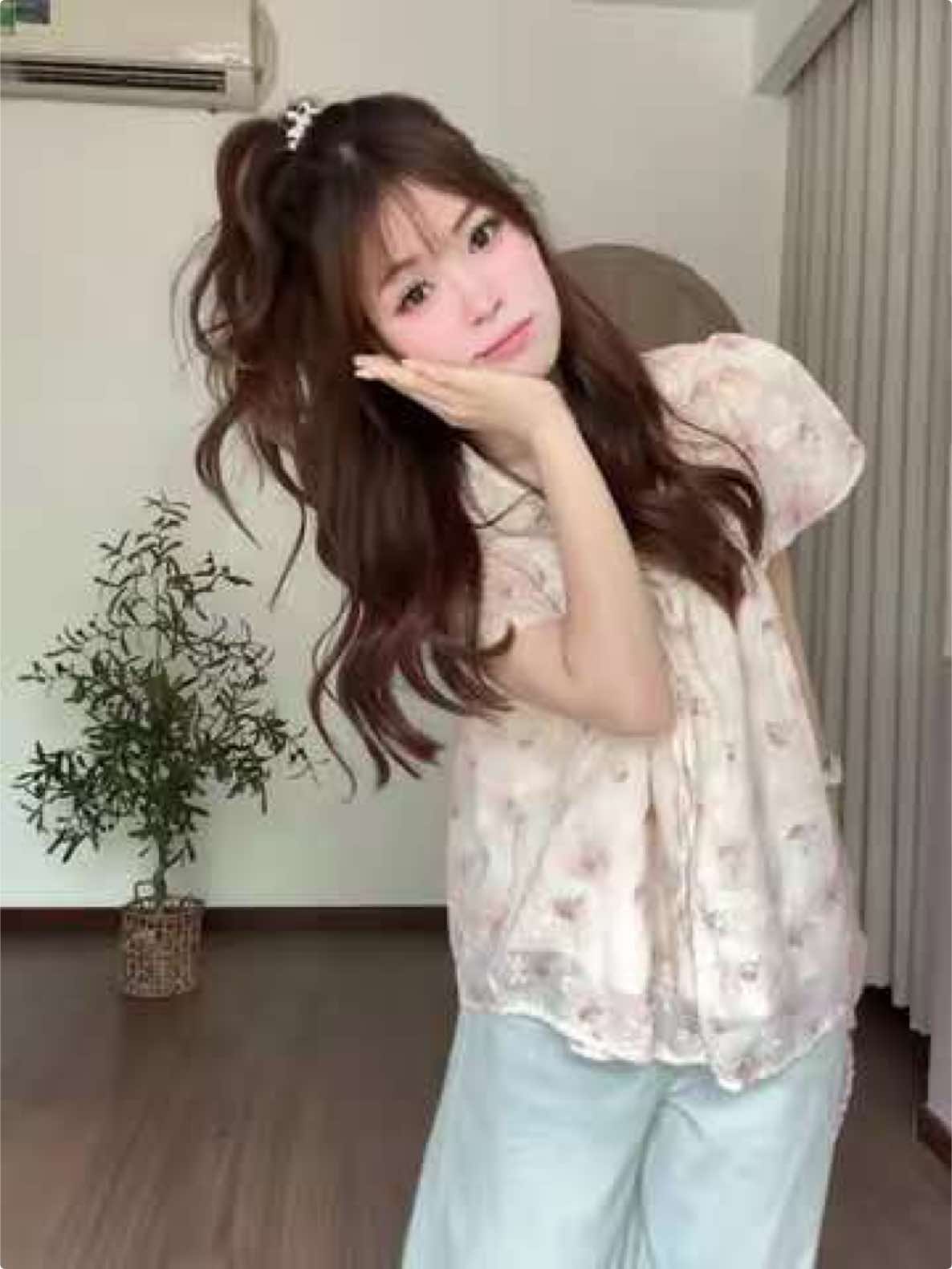 Quá đáng ... iuuu @Havana #havana #havanadanang #babydoll #quanjean #lendo #tryon #OOTD #outfitideas #dihoc #dichoi  