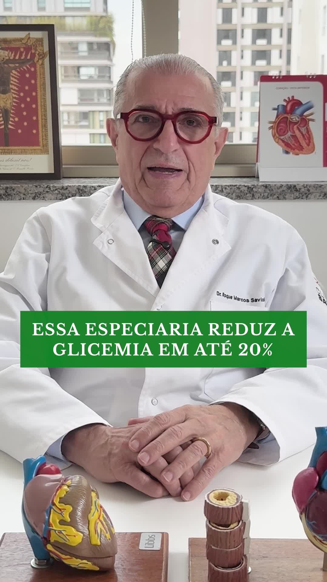 Você sabia que aquela canela que está no seu armário pode ser uma das suas melhores defesas contra a glicemia alta? Essa especiaria milenar é muito mais do que um tempero! Estudos científicos revelaram um poder incrível: a canela pode reduzir o açúcar no sangue em até 20%. É um superalimento ao alcance de todos, com benefícios que vão muito além do sabor. Se a canela tem esse poder, qual é a sua forma preferida de usá-la? Comente como prefere consumir essa especiaria!