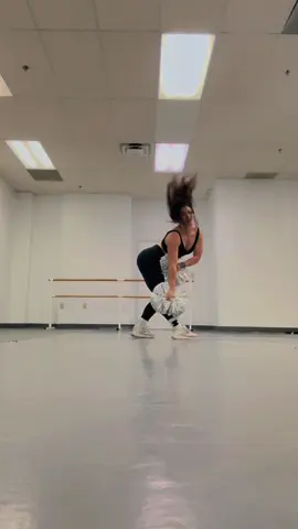 NYC to ATL - and not skipping a beat 🥰🤩🥳 #nfl #nflfootball #nflcheerleader #dance #prodance