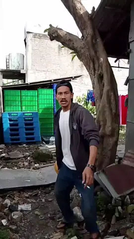 #jagalahmulutmu #jagalahmulutmu_tomyjpisah #kangtara98 #lagudangdut #komedi #merdeka #CapCut 