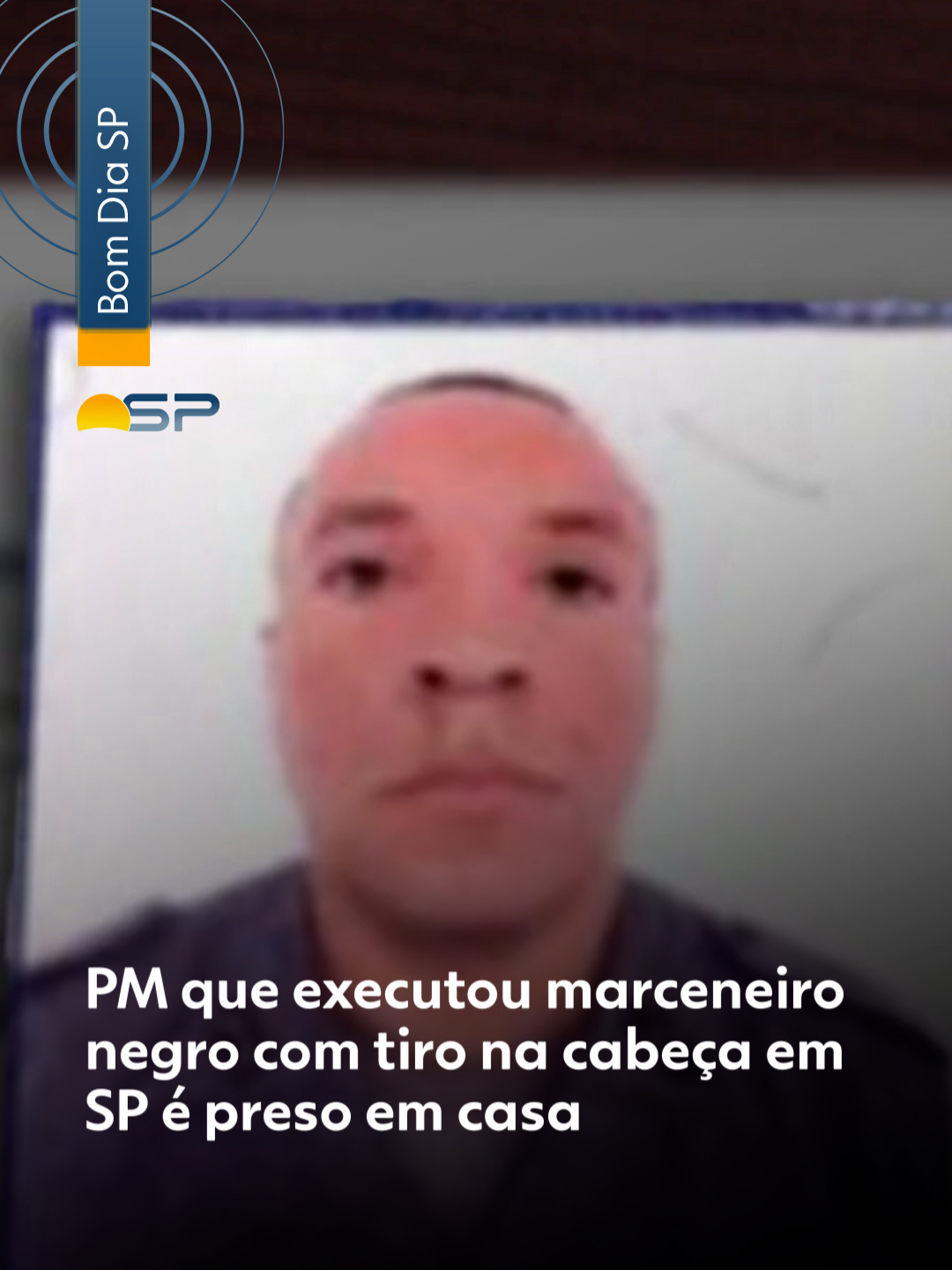 #SãoPaulo - O policial militar Fabio Anderson Pereira de Almeida, réu pelo assassinato de Guilherme Dias Santos Ferreira com um tiro na cabeça, foi preso neste sábado em sua casa e levado para o Presídio da Polícia Militar Romão Gomes, na Zona Norte da capital. A informação foi confirmada pelo Departamento de Homicídios e Proteção à Pessoa. Segundo o DHPP, “só foi possível representar pela prisão após a análise das imagens das câmeras de locais próximos aos fatos e que não condiziam com a versão apresentada pelo PM no dia dos fatos”. A Justiça de São Paulo havia aceitado a denúncia do Ministério Público e decretado a prisão preventiva de Fabio Anderson Pereira de Almeida. Ele irá responder por homicídio qualificado e tentativa de homicídio. O crime ocorreu em julho, em Paralheiros, na Zona Sul. Segundo a juíza Paula Marie Konno, que assina a decisão e o mandado de prisão, a conduta do PM é 