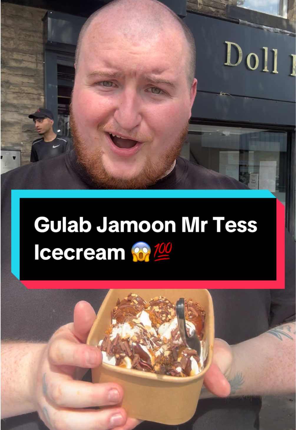 Kaffa Cafe Gulab Jamoon Mr Tess Icecream  😱💯 #keighley #gulabjamun #pakistani #dessert #icecream 