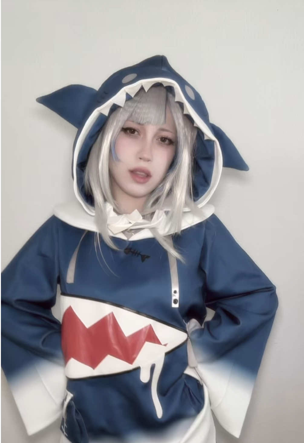 don't forget to follow my ig! @doefawn.cos . . . #foryou #gawrguracosplay #viral #trend #funny 