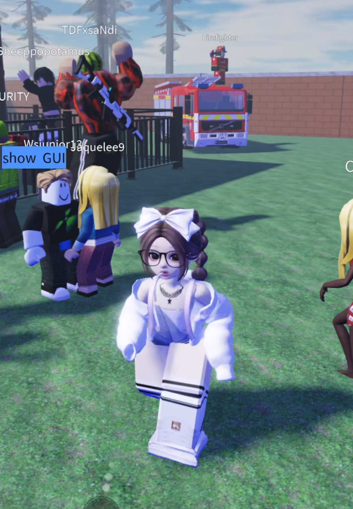 mw request august taylor bsa g ya😣 #notmystyle #robloxforlife #robloxdangdut 