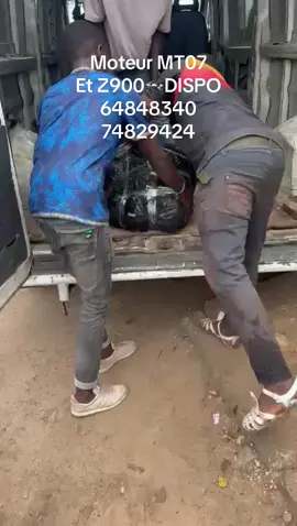 DISPONIBLE  64848340/74829424