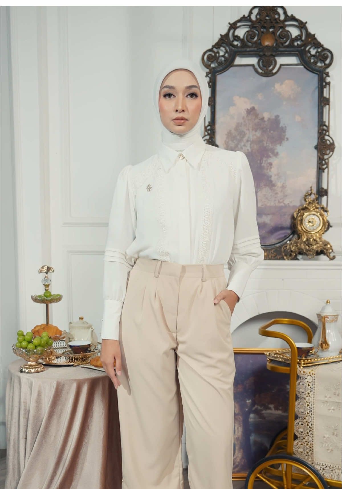 Elegant, comfy, and practical. Ready to be your statement piece in every moment! ✨🫶🏻 #OOTDBYSHI #prettyinshi #shibyshireen #shireensungkar #pants 
