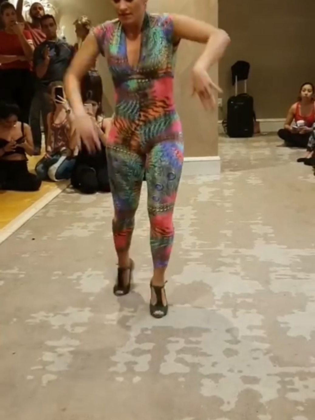 #CapCut MUÑECA - FRANKIE RUIZ Y LA ORQUESTA LA MODERNA VIBRACION 1977 cuando apenas tenía 19 años.