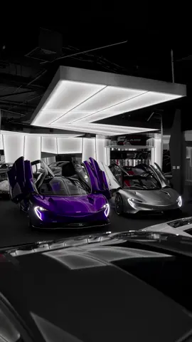 𝐌𝐜𝐋𝐚𝐫𝐞𝐧 𝐒𝐩𝐞𝐞𝐝𝐭𝐚𝐢𝐥 𝐃𝐮𝐨 Each McLaren Speedtail pushes beyond 250 mph, a masterpiece of precision and innovation, limited to just 106 units. Aerodynamic mastery and cutting-edge engineering redefine what speed can be. #mclaren #speedtail #hypercars 