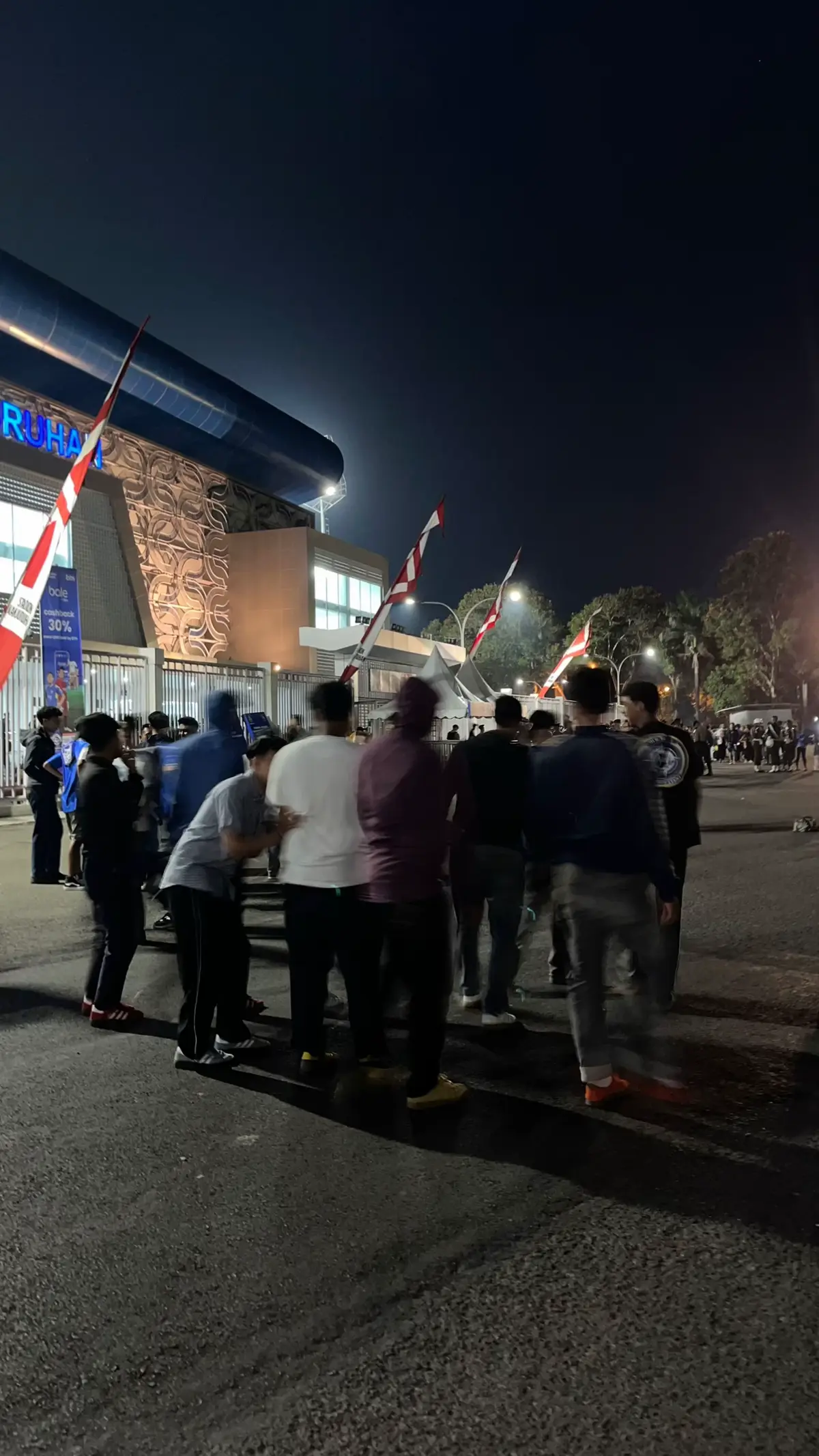 passion beyond reason, kami mencintai club ini bukan hanya sebatas gaya, menonton dilayar kaca atau hanya ada di sosial media 