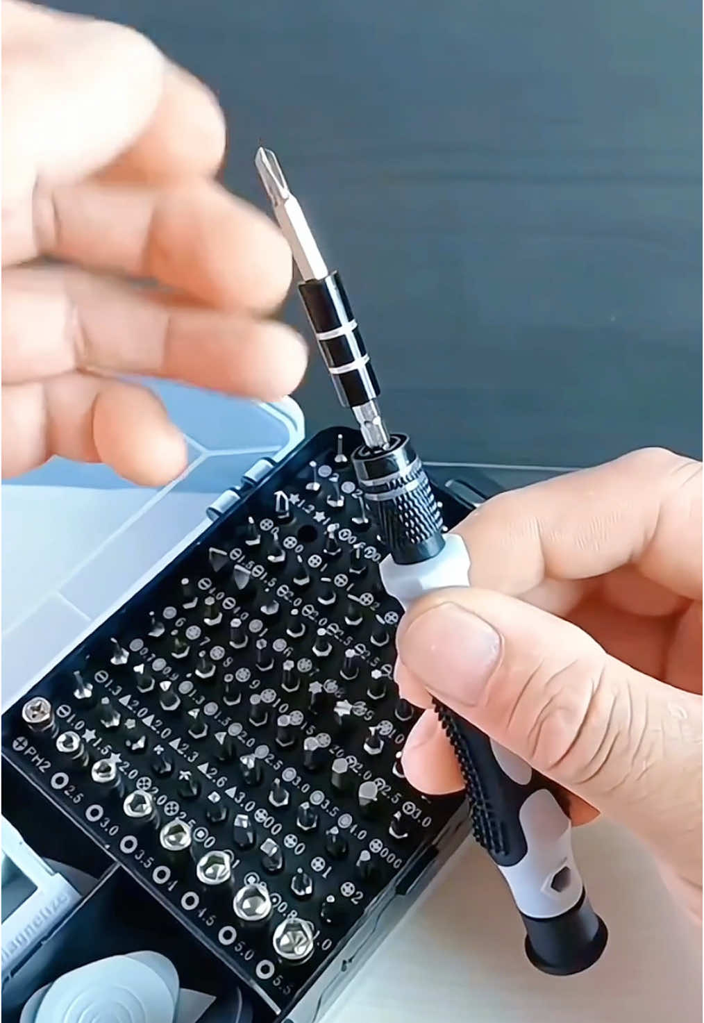 Bộ tua vít đa năng 115 trong 1 sửa chữa đồng hồ, điện thoại , mắt kính, tiện lợi dễ mang theo #tuavitdanang #tuavit115chitiet #tuavitthepcrv 